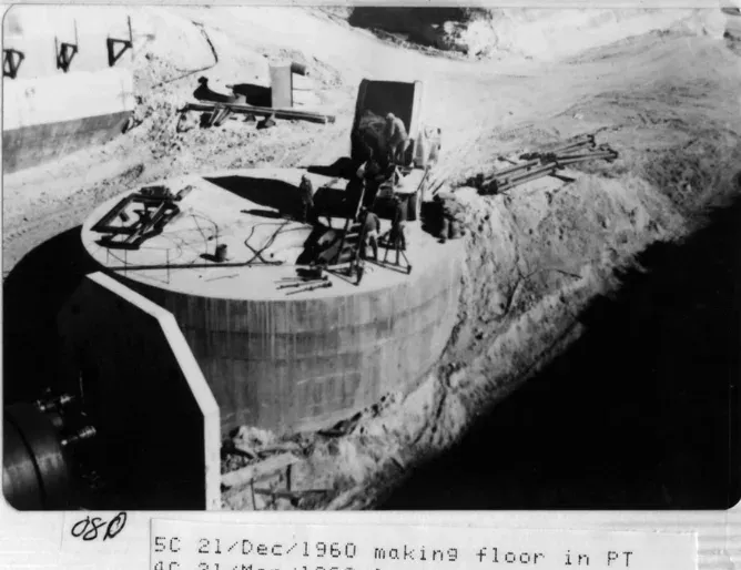 1960 archival photo of floor construction